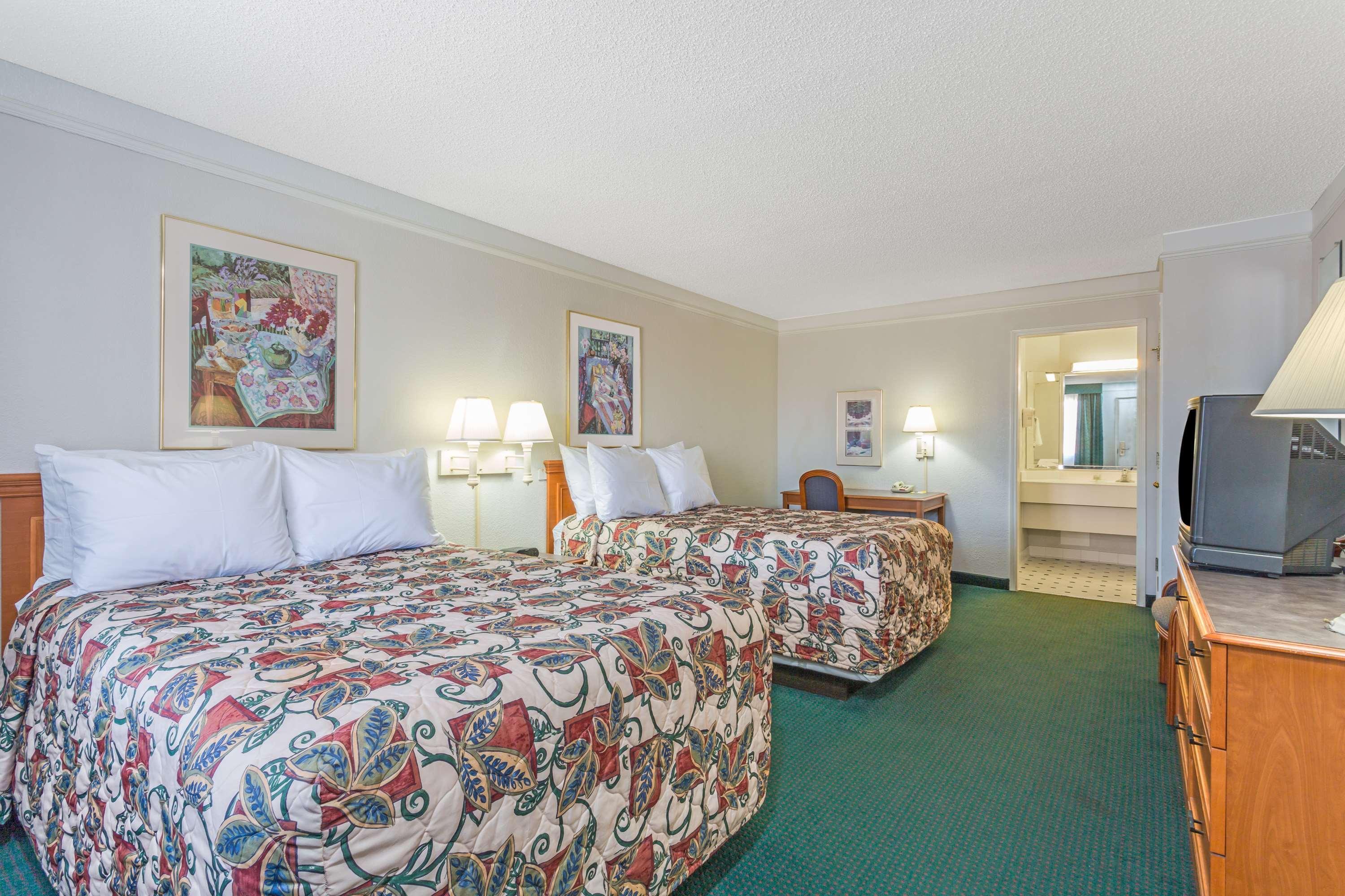 Econo Lodge Richmond-North Chesterfield Kültér fotó