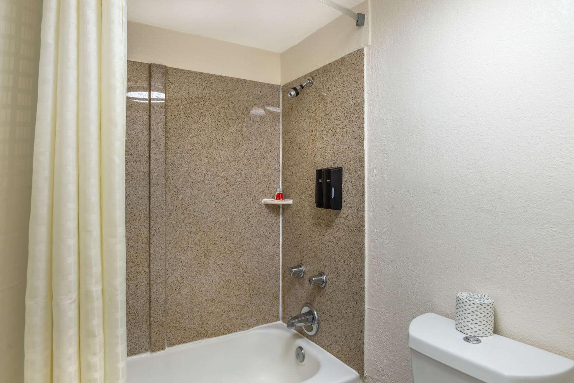 Econo Lodge Richmond-North Chesterfield Kültér fotó