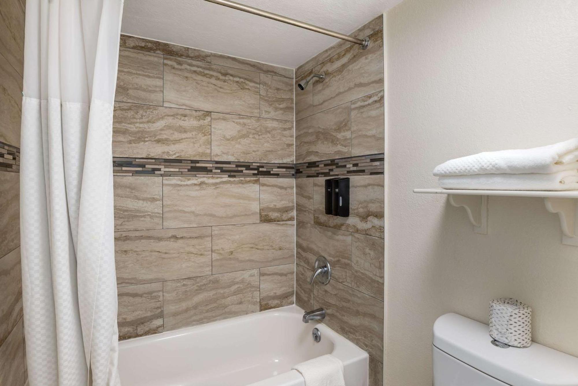 Econo Lodge Richmond-North Chesterfield Kültér fotó